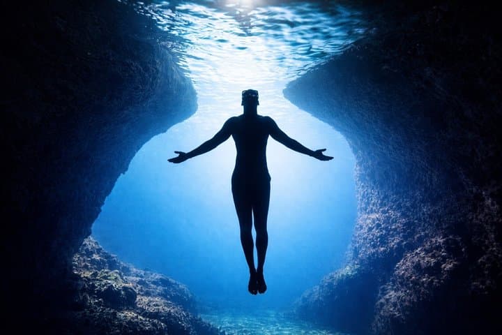 Makarska 3-Island Speedboat Tour: Blue Cave on Hvar & Blue Lagoon