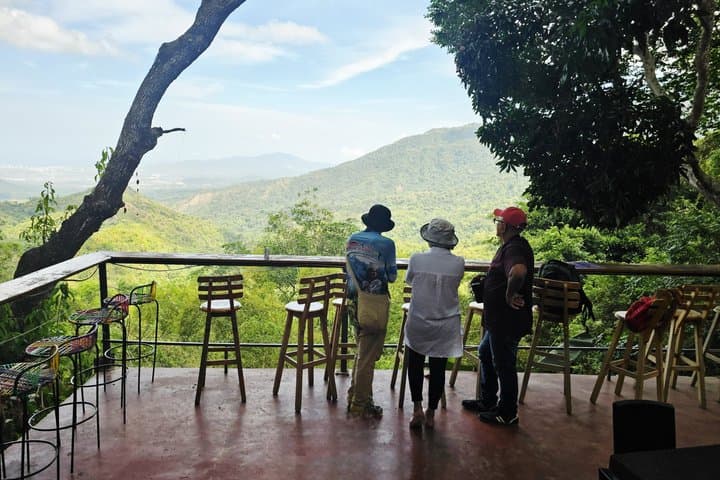 MINCA: Eco-Walk, Coffee Farm, Waterfall & Chocolate Experience!