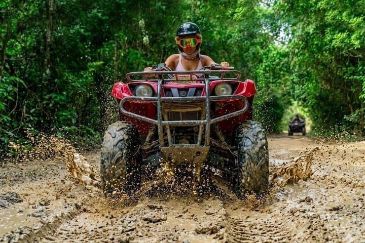 הרפתקת ATV, גשרים אינטראקטיביים, קווי ZIP, סנוטה וארוחת צהריים