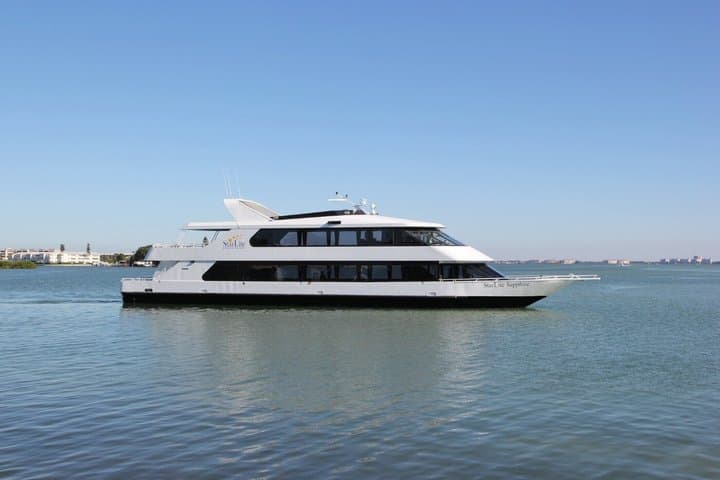 Evening Yacht Cruise with Optional Dining in St. Pete