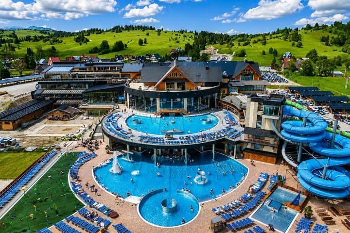Krakow - Zakopane: Cable Car, Vodka Tasting & Thermal Baths Tour